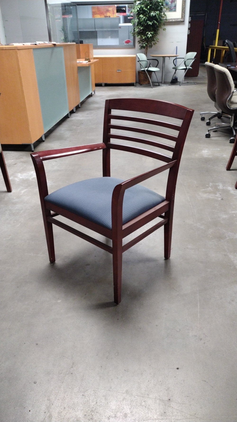 National Guest Chair